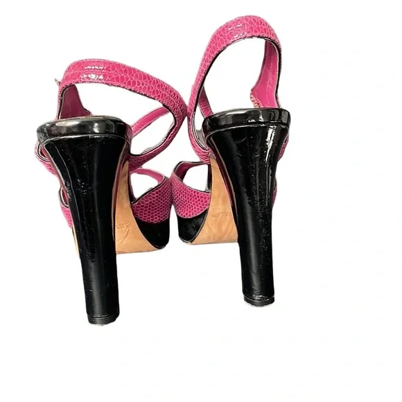 White House Black Market heels - Picture 3 of 7